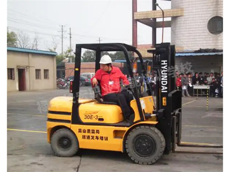 專業培訓叉車駕駛