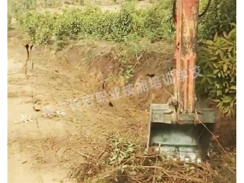 挖機培訓學員臨滄工地